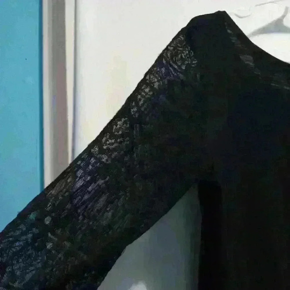 Christopher and Banks black embroidered top - Picture 6 of 6